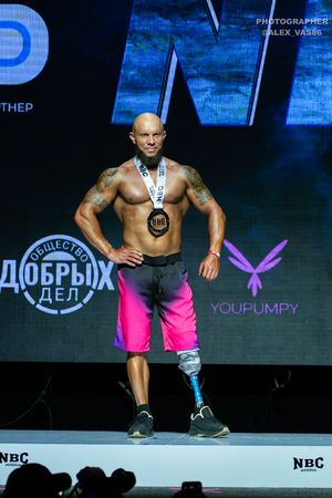 ЖЕЛЕЗНЫЙ ЧЕЛОВЕК MEN'S PHYSIQUE_
